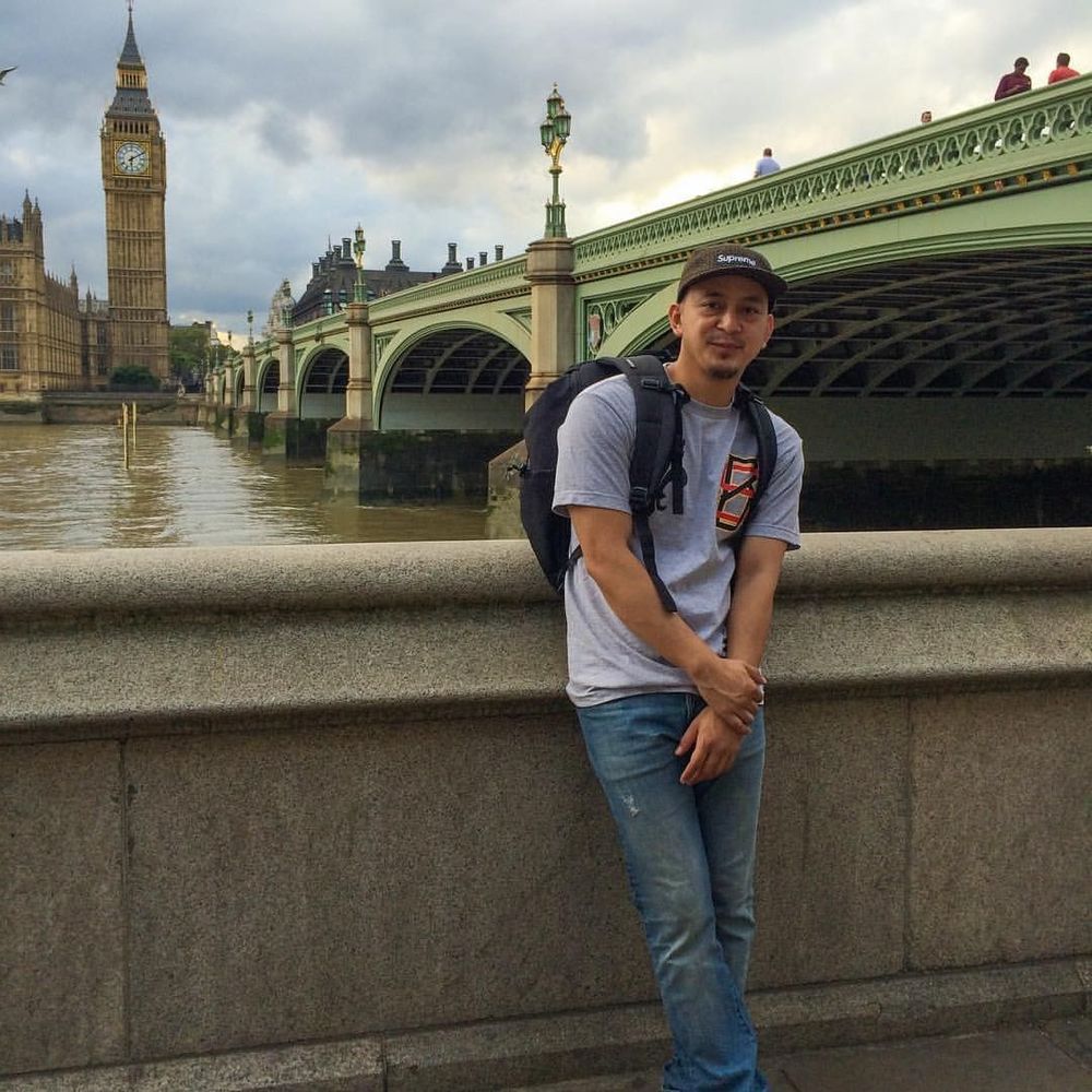 Meet your Posher, Derrick
